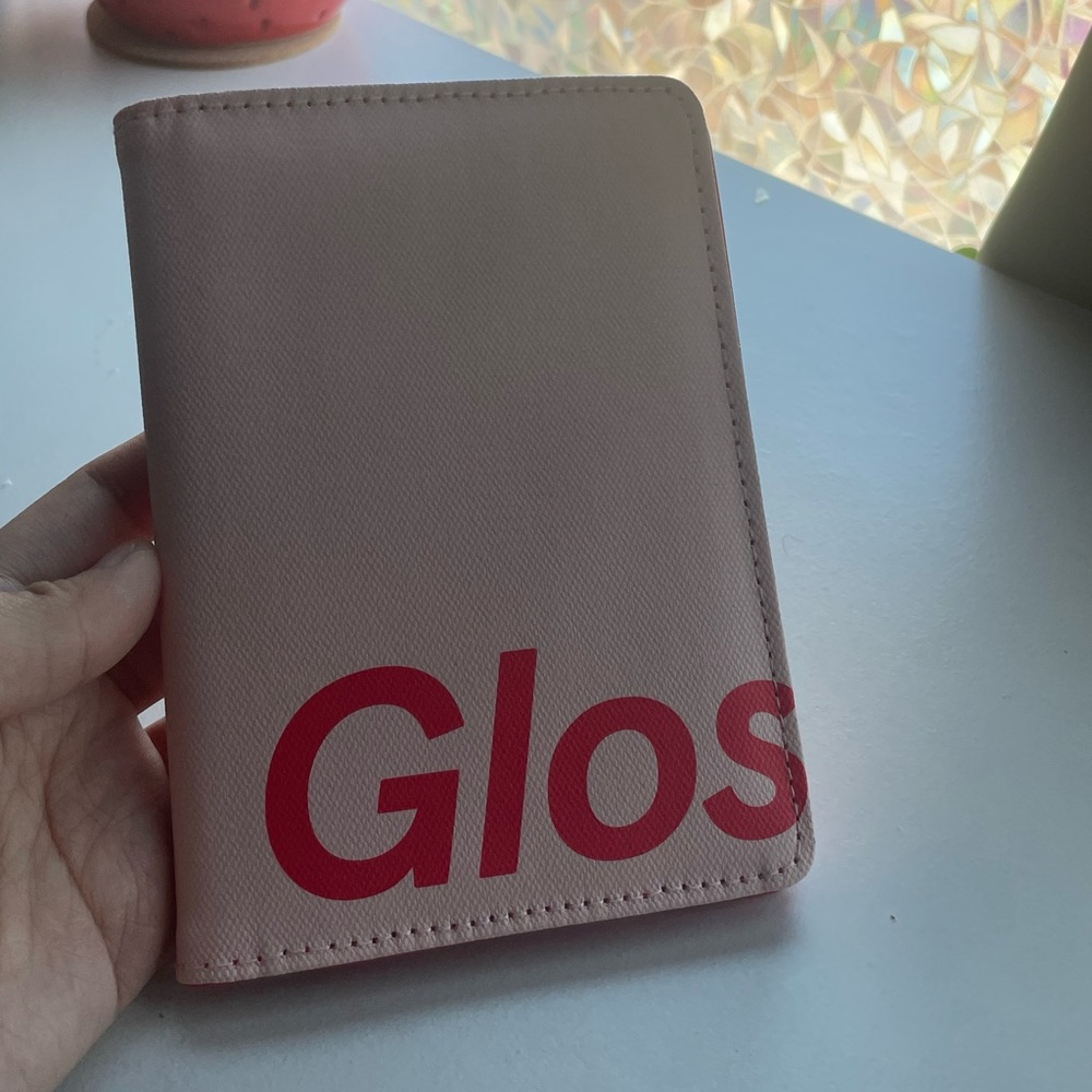 New Exclusive Glossier London Passport Holder